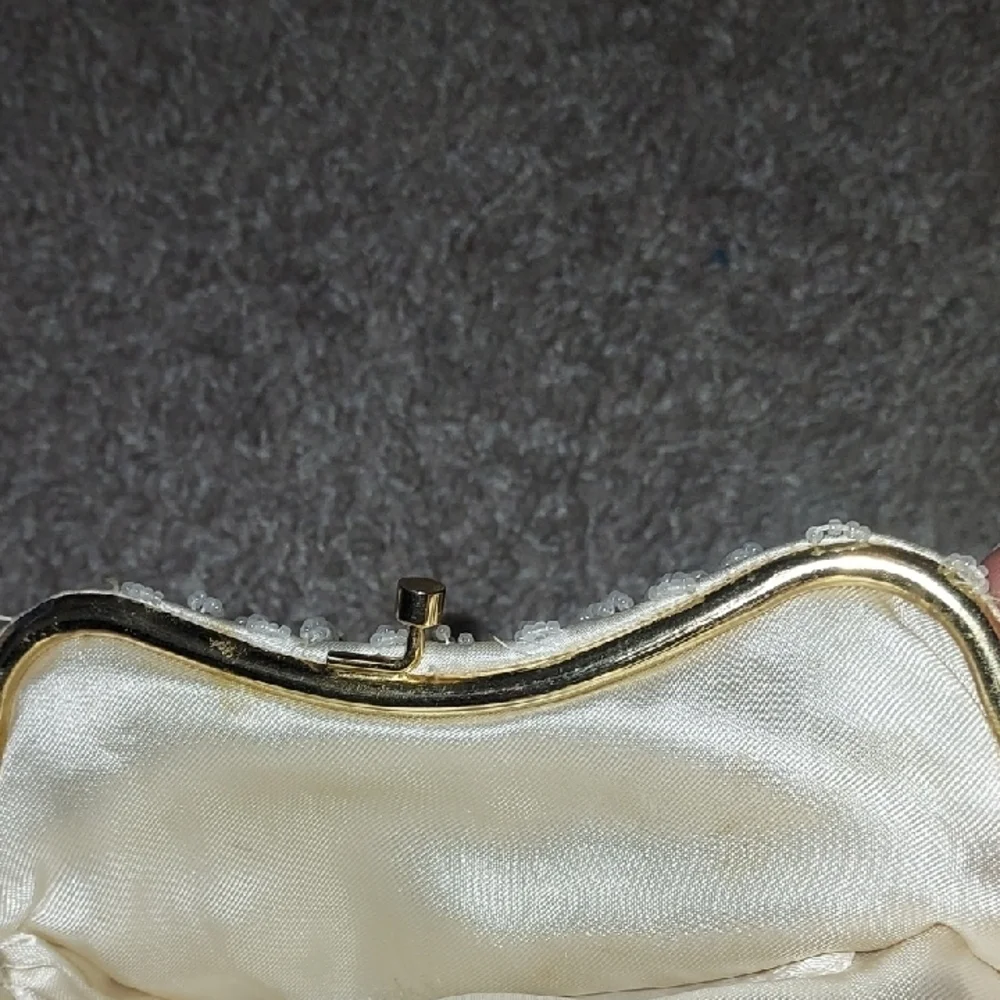 Elegant Cream Sequin Beaded Women's Bag